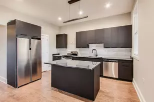 1429 W Grand Ave, Chicago, IL 60642 - Photo 7