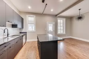 1429 W Grand Ave, Chicago, IL 60642 - Photo 9