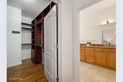 802 W Wolfram Street #3N, Chicago, IL 60657 - Photo 17