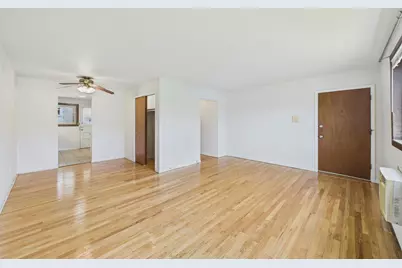 7019 N Ridge Boulevard #3B, Chicago, IL 60645 - Photo 9