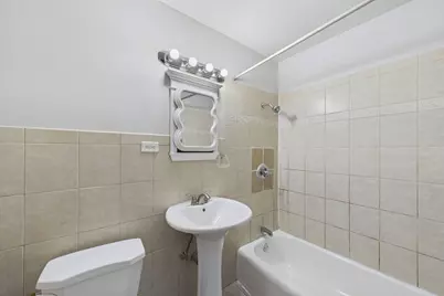 7019 N Ridge Boulevard #3B, Chicago, IL 60645 - Photo 21