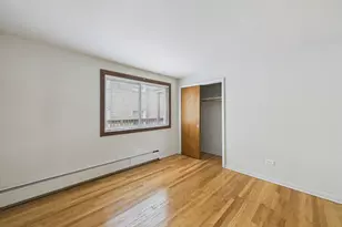 7019 N Ridge Blvd, Chicago, IL 60645 - Photo 17