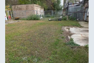 342 W 75th Street, Chicago, IL 60621 - Photo 9