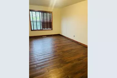 2050 Rockland Drive, Aurora, IL 60503 - Photo 9