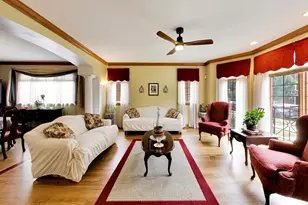 5837 N Virginia Ave, Chicago, IL 60659 - Photo 3