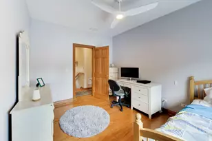 5837 N Virginia Ave, Chicago, IL 60659 - Photo 25