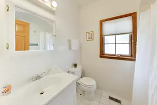 5837 N Virginia Ave, Chicago, IL 60659 - Photo 29