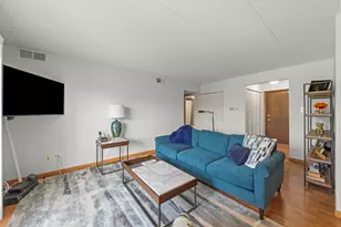 [Address not provided], Willowbrook, IL 60527 - Photo 3