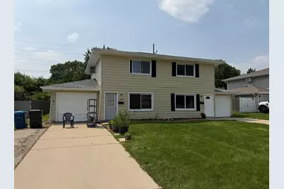 1060 & 1062 N Highland Avenue, Aurora, IL 60506 - Photo 1
