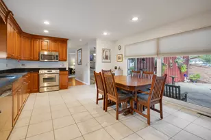 736 Deborah Ave, Elgin, IL 60123 - Photo 11