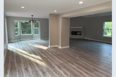 24762 W Dering Lane, Lake Villa, IL 60046 - Photo 3