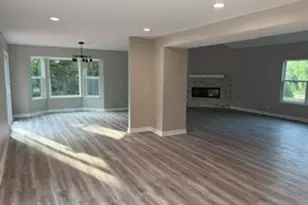 24762 W Dering Ln, Lake Villa, IL 60046 - Photo 3