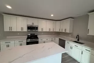 24762 W Dering Ln, Lake Villa, IL 60046 - Photo 9