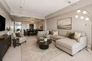175 E Delaware Pl, Chicago, IL 60611 - Photo 3
