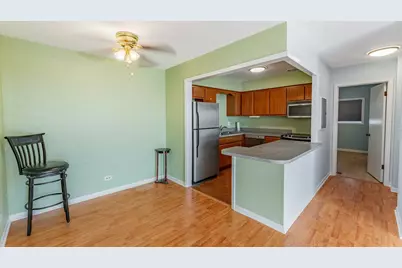 7449 Washington Street #602, Forest Park, IL 60130 - Photo 3
