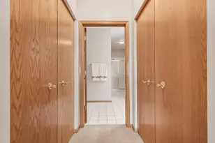 5553 Foxwoods Dr, Oak Lawn, IL 60453 - Photo 15