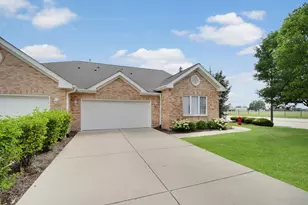 5553 Foxwoods Dr, Oak Lawn, IL 60453 - Photo 27