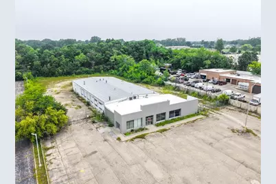 1040 E Chgicago Street, Elgin, IL 60120 - Photo 15