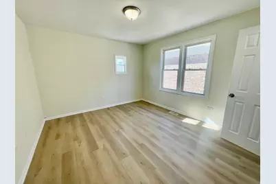 8312 S Phillips Avenue, Chicago, IL 60617 - Photo 13
