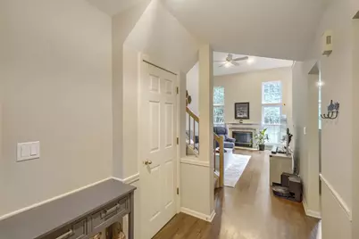 1182 Harbor Court, Glendale Heights, IL 60139 - Photo 3