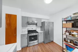4925 Carol St, Skokie, IL 60077 - Photo 9