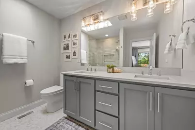 1569 Winnetka Road, Glenview, IL 60025 - Photo 11
