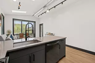 6506 S Ingleside Ave, Chicago, IL 60637 - Photo 9
