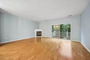 34435 N Old Walnut Cir, Gurnee, IL 60031 - Photo 5