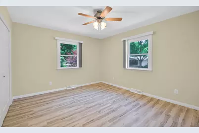 2205 Glenoak Drive, Champaign, IL 61821 - Photo 11