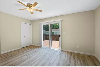 2205 Glenoak Drive, Champaign, IL 61821 - Photo 5