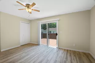 2205 Glenoak Dr, Champaign, IL 61821 - Photo 5