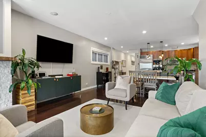 1461 W Grand Avenue #1, Chicago, IL 60642 - Photo 5