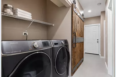 1461 W Grand Avenue #1, Chicago, IL 60642 - Photo 25