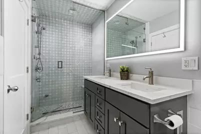 1461 W Grand Avenue #1, Chicago, IL 60642 - Photo 15
