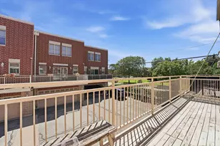 8625 Niles Center Rd, Skokie, IL 60077 - Photo 19