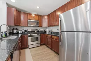 8625 Niles Center Rd, Skokie, IL 60077 - Photo 7