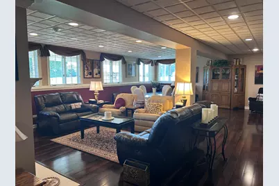 8 Canterbury Court, Lake in the Hills, IL 60156 - Photo 13