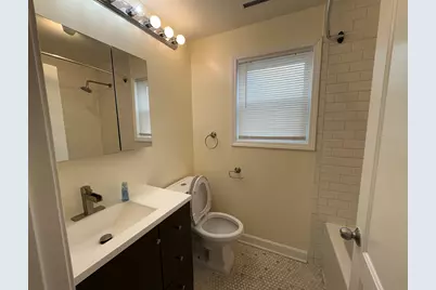 712 W 17th Street #CH, Chicago, IL 60616 - Photo 5