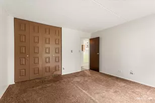 255 S West Ave, Elmhurst, IL 60126 - Photo 7