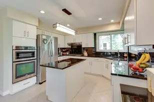 287 Willow Pkwy, Buffalo Grove, IL 60089 - Photo 13