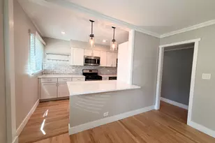 26W416 MacArthur Ave, Carol Stream, IL 60188 - Photo 7