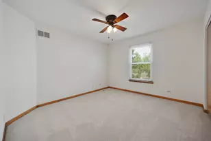 2519 Crestview Dr, Aurora, IL 60502 - Photo 21