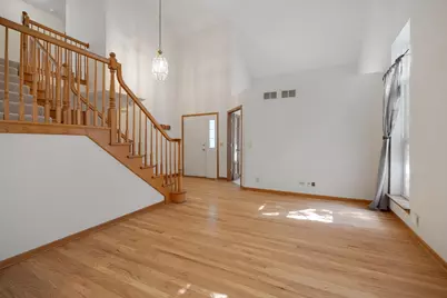 2519 Crestview Drive, Aurora, IL 60502 - Photo 3