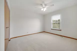2519 Crestview Dr, Aurora, IL 60502 - Photo 23