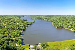 2284 Redwood Trl, Wonder Lake, IL 60097 - Photo 33