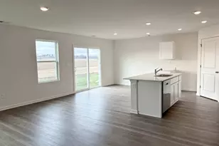 2284 Redwood Trl, Wonder Lake, IL 60097 - Photo 7