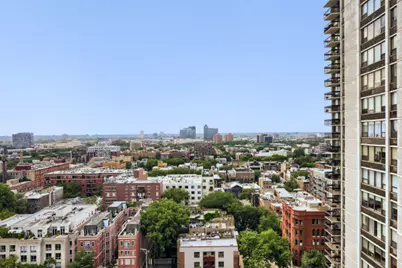 1455 N Sandburg Terrace #2009, Chicago, IL 60610 - Photo 9
