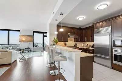 600 N Lake Shore Drive #1411, Chicago, IL 60611 - Photo 3