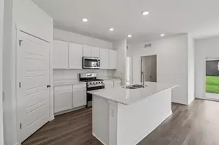 2282 Redwood Trl, Wonder Lake, IL 60097 - Photo 3