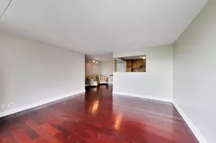2015 S Finley Rd, Lombard, IL 60148 - Photo 11